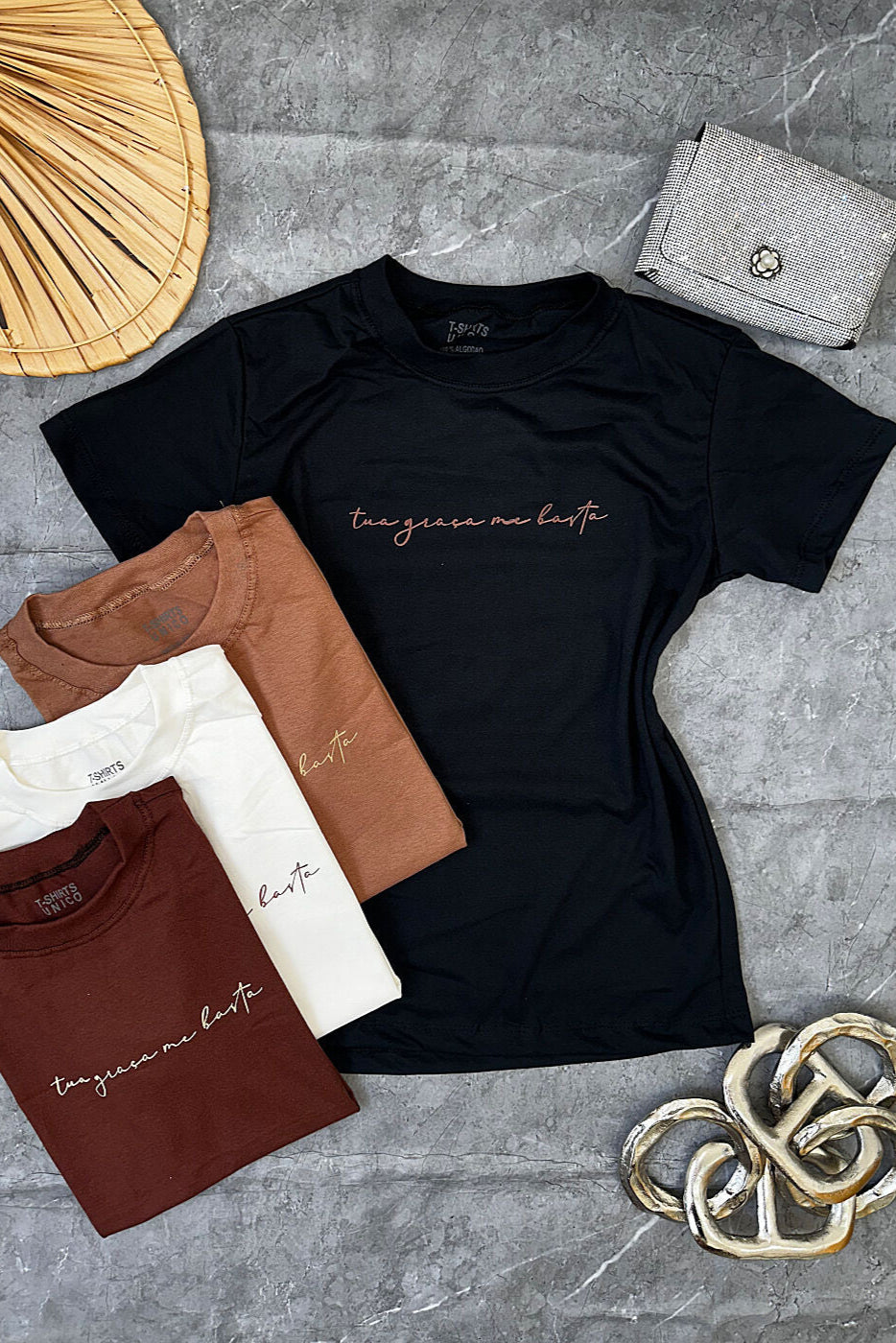 T-Shirt Feminina Estampa Tua Graça